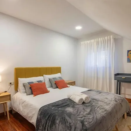 Gran Casa Con Vistas A La Ria De