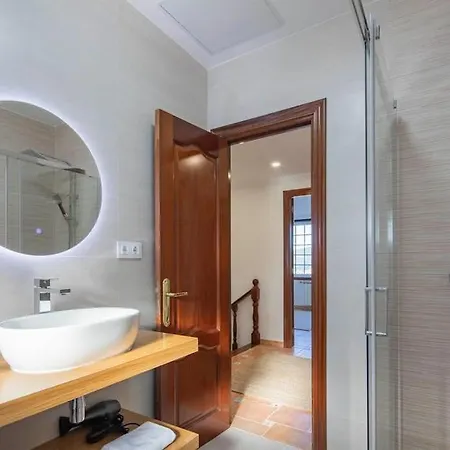 Gran Casa Con Vistas A La Ria De Виго